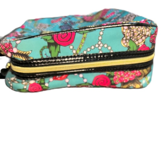 💋BETSEY JOHNSON Cosmetic bag - Picture 11 of 14